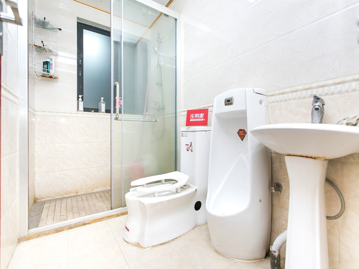 丹小旁次新小区，近丹竹头地铁，业主诚心卖