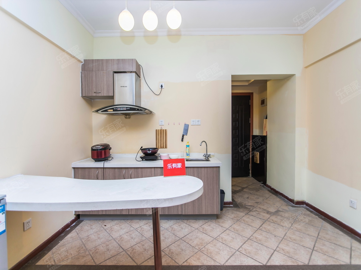 单价5字头，房源性价比高，处于仲恺核心商圈