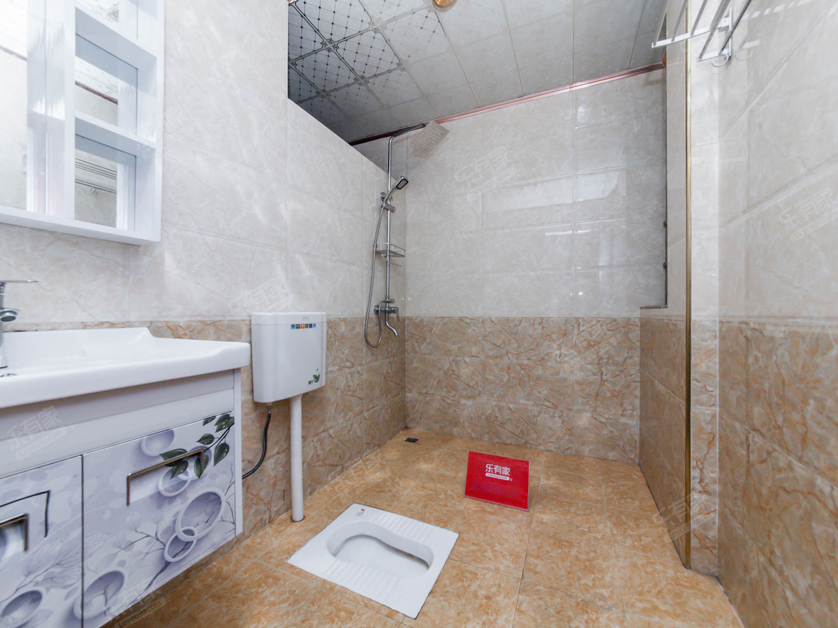 锦江国际 3房2厅2卫 133㎡