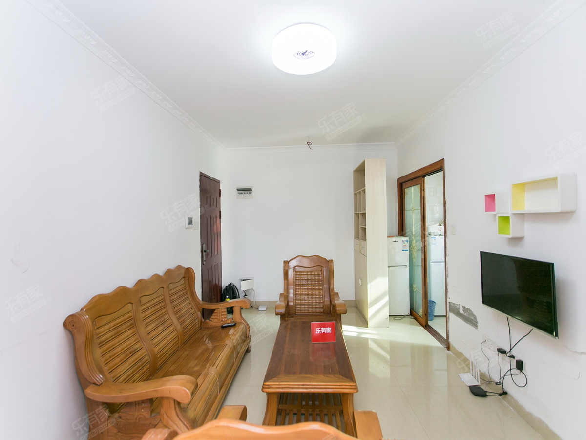 东岸美域公馆 2房1厅1卫 53㎡