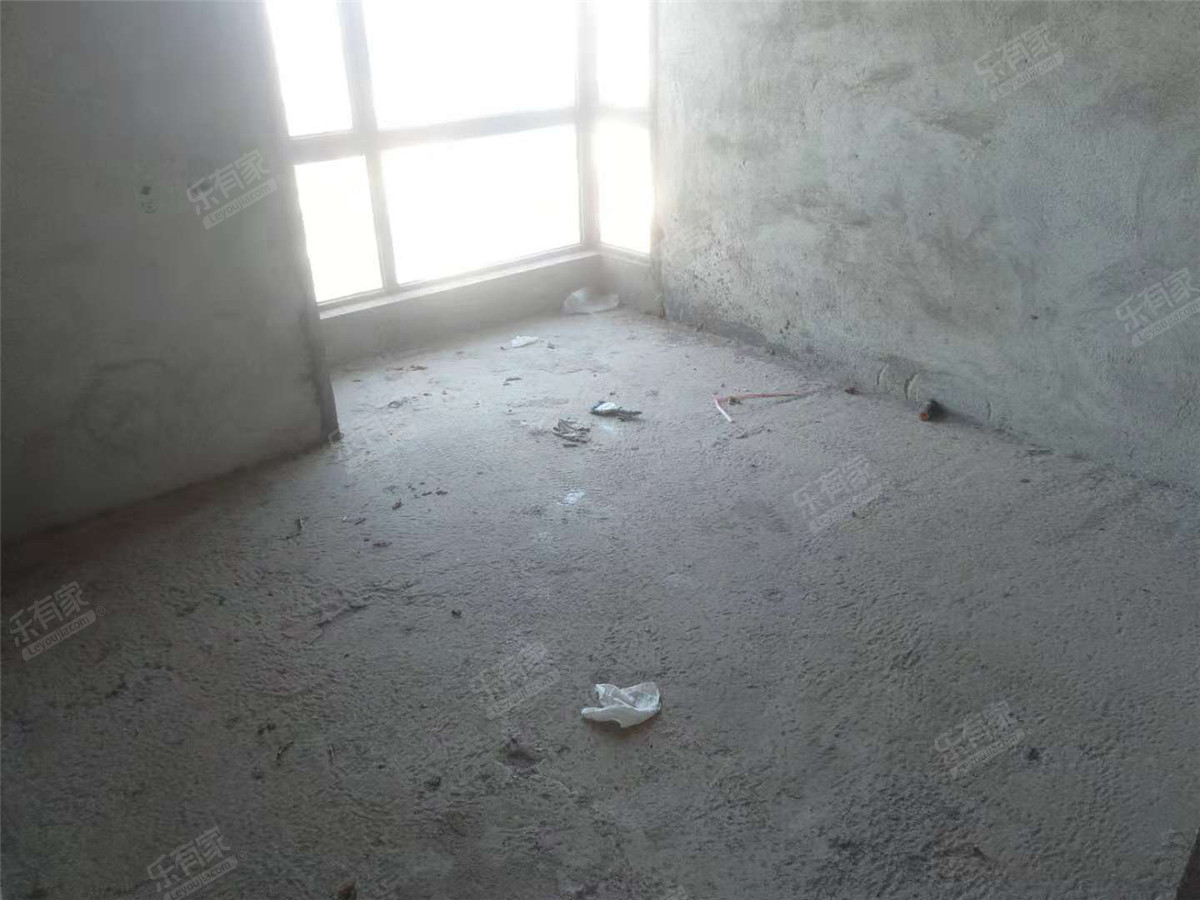 德明华府 3房2厅2卫 125㎡