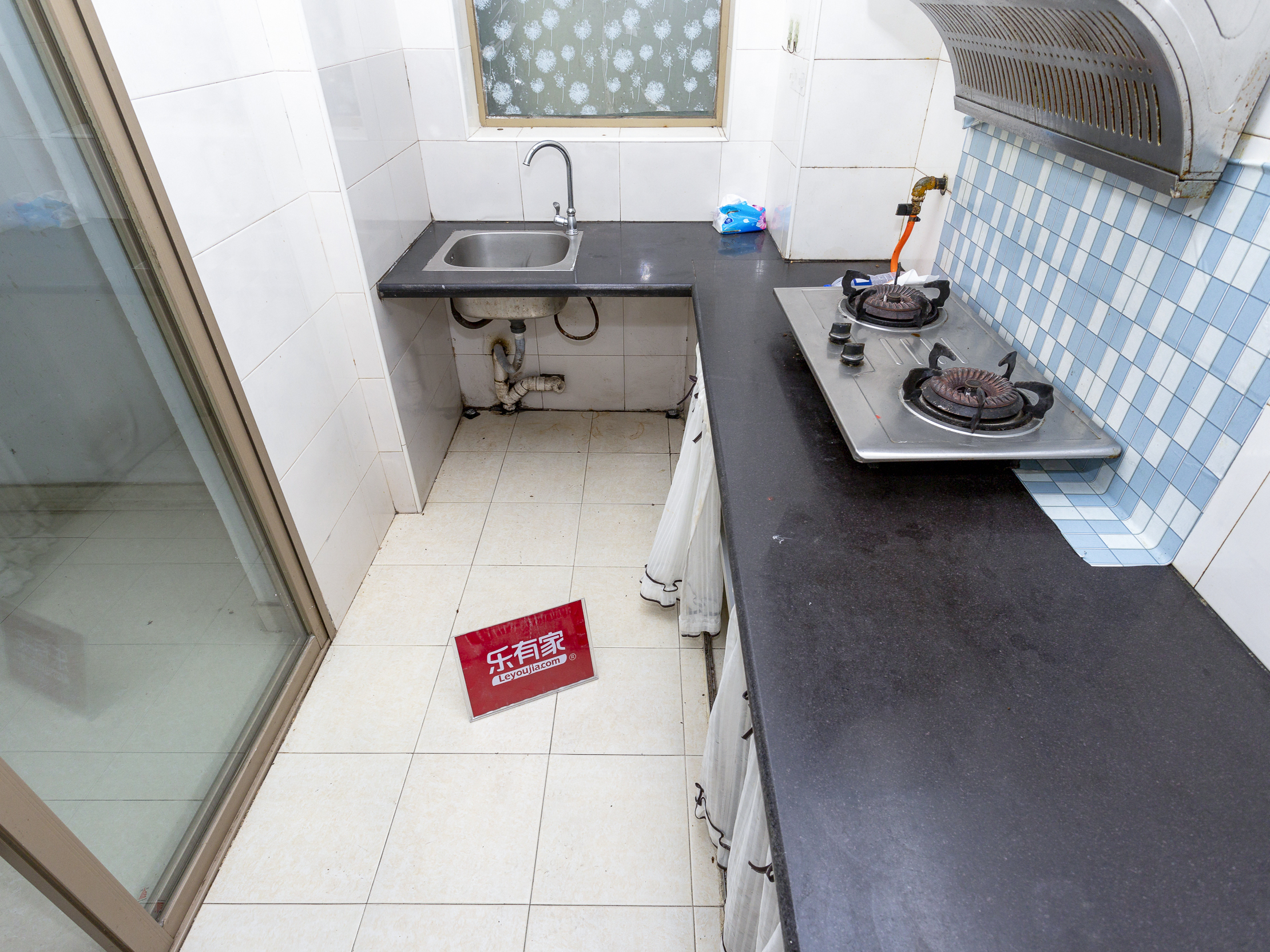 信义假日名城七期（景和园） 北 普装 3室 2厅 88.61