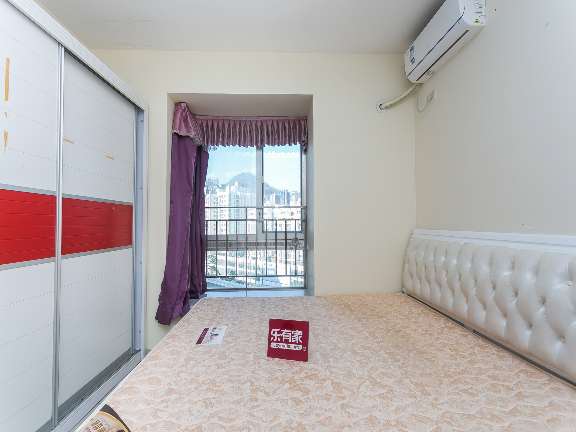 厅出阳台双花园小区，西南黄金朝向，看大南山