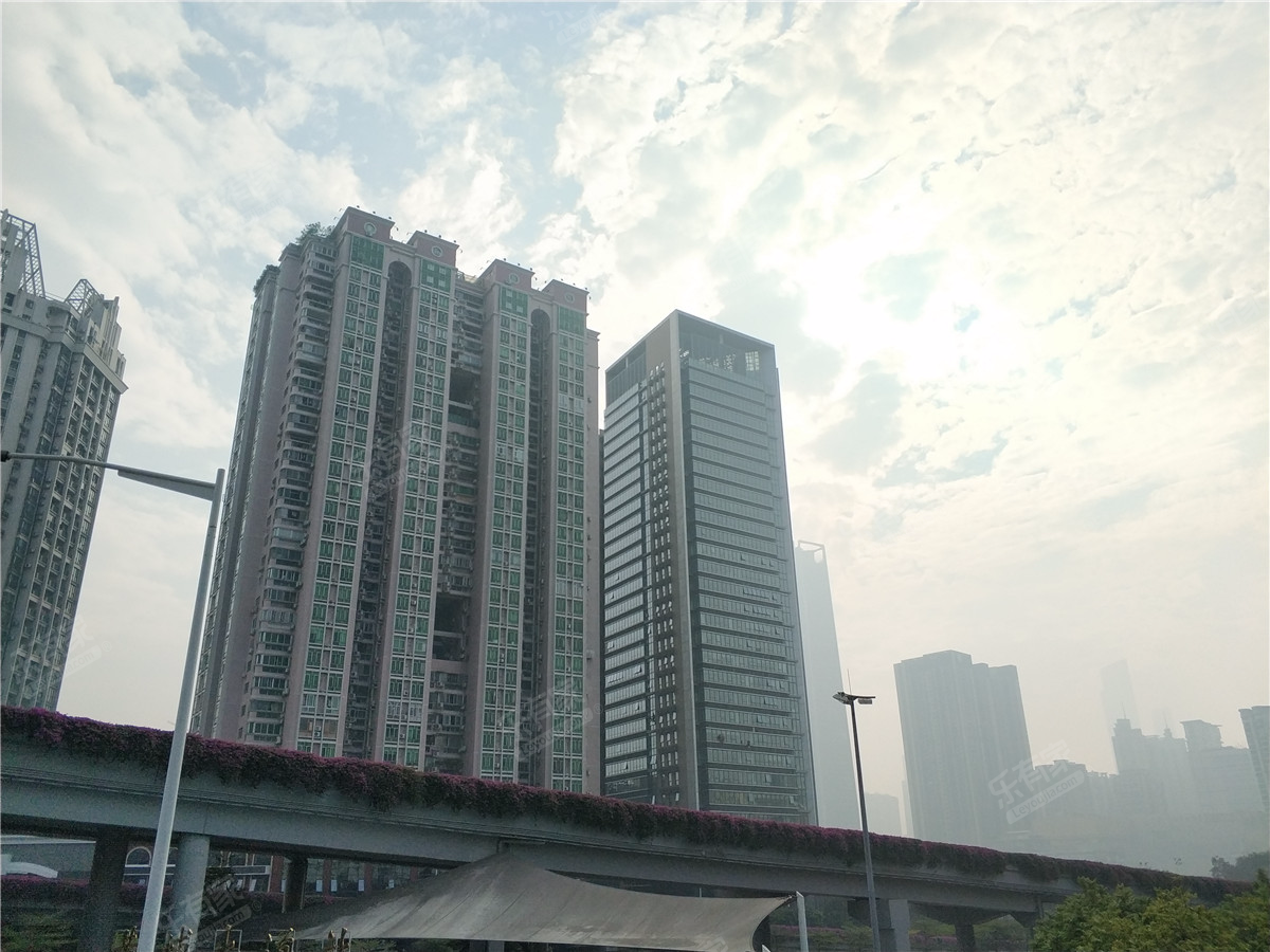 跑马地大厦小区外景1