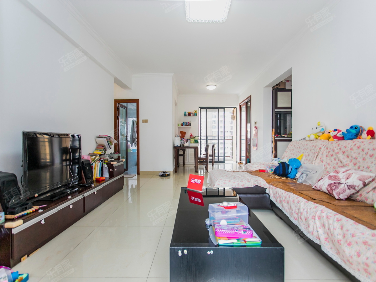 好楼层精装修房源，可拎包入住，核心商圈，