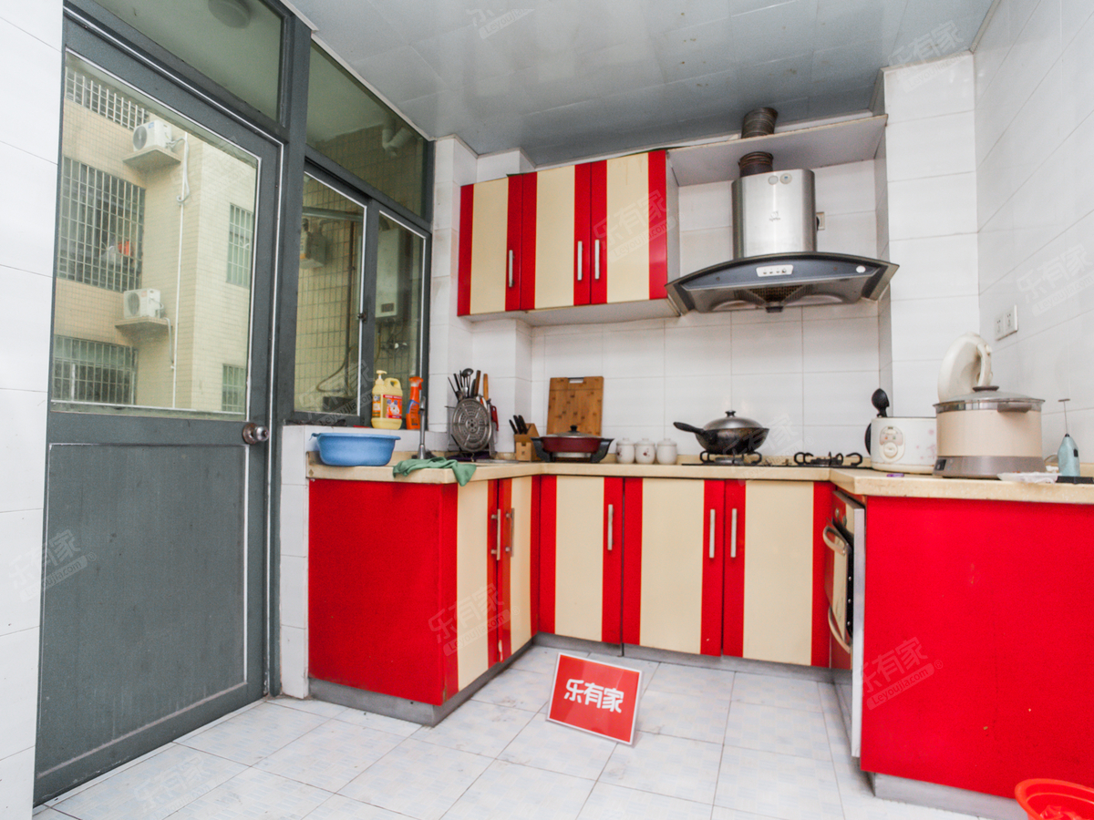 翠华花园 3房2厅1卫 107.9㎡