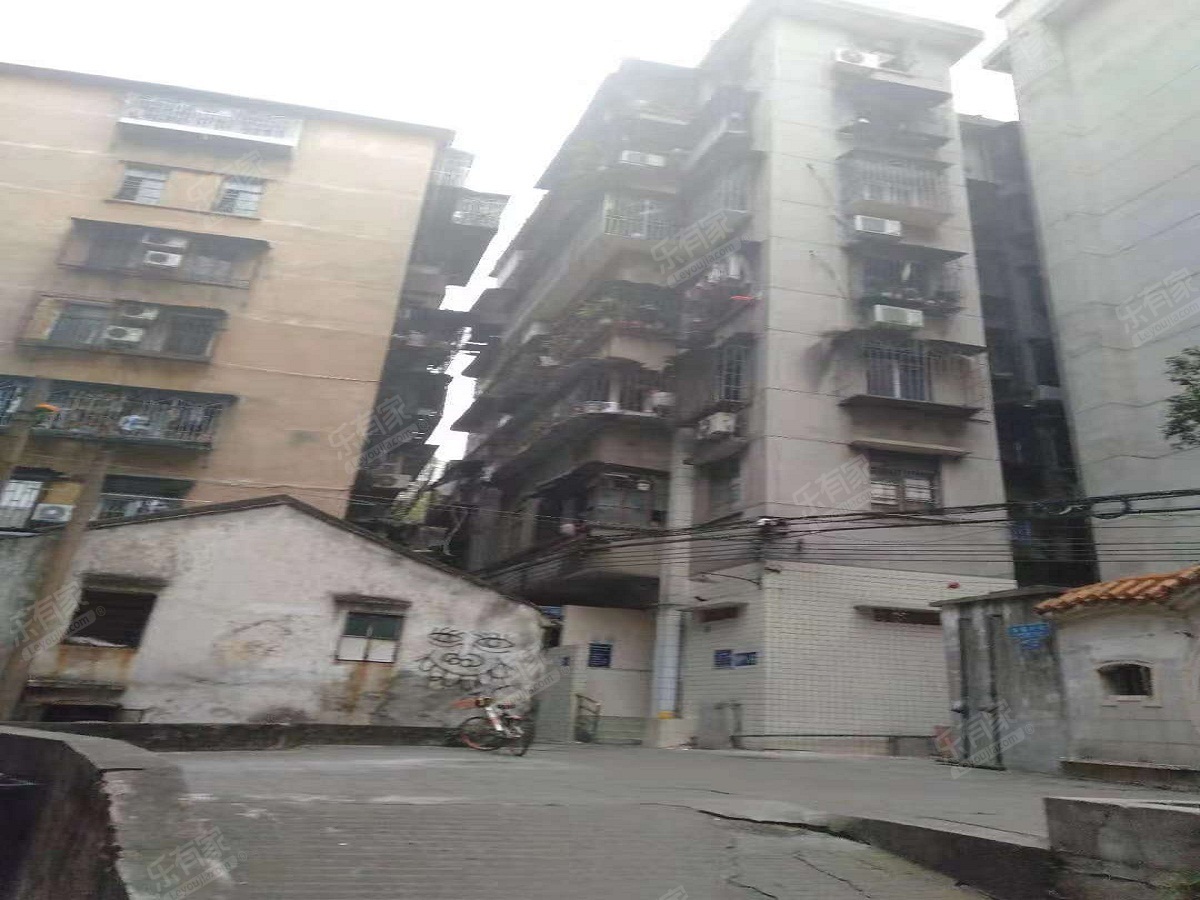 泰盛大街