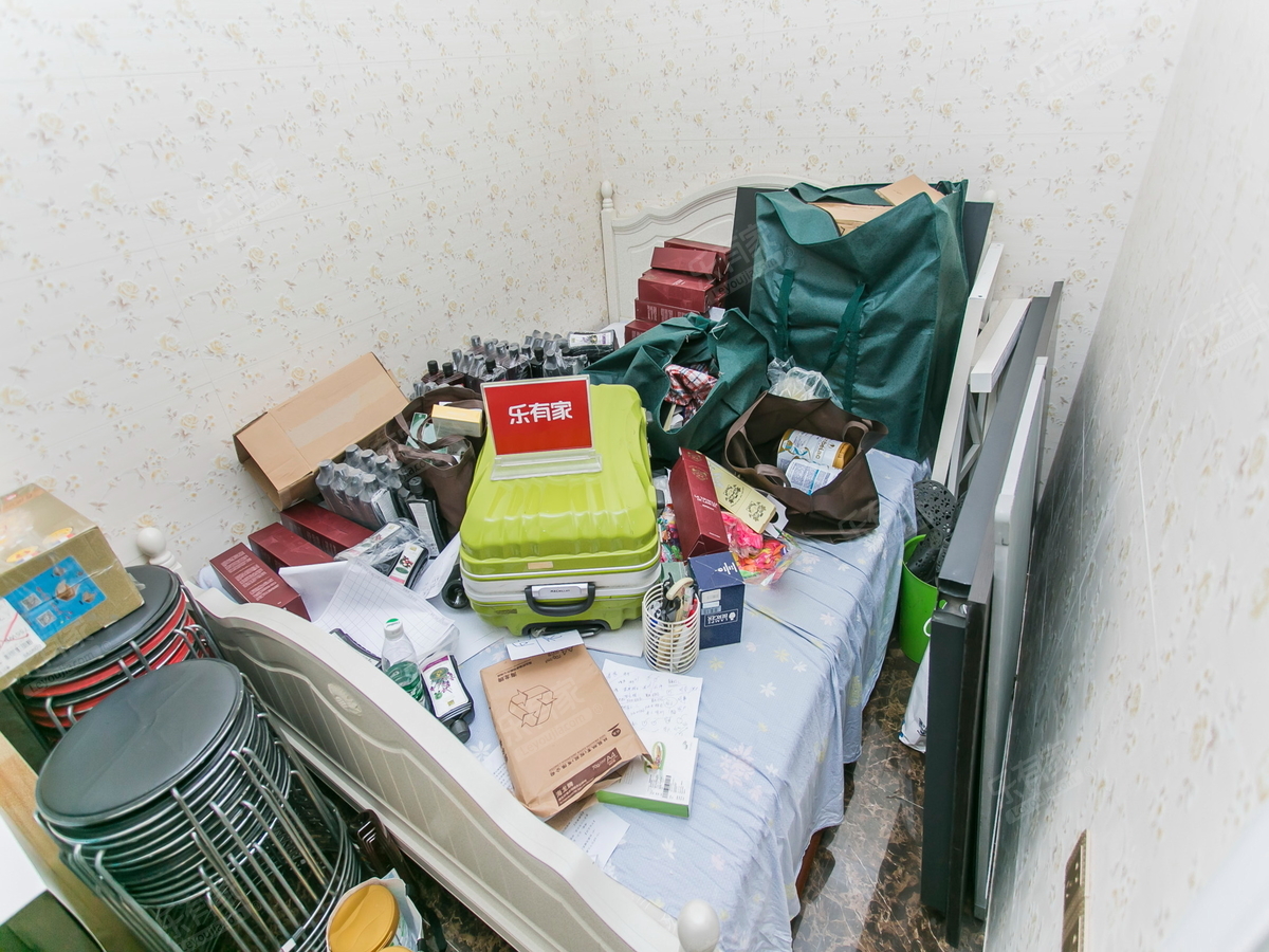 御景华城2房，满五年红本在手，豪华装修