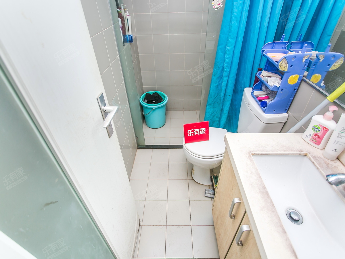 宝田雅苑精装一房业主诚心出售。