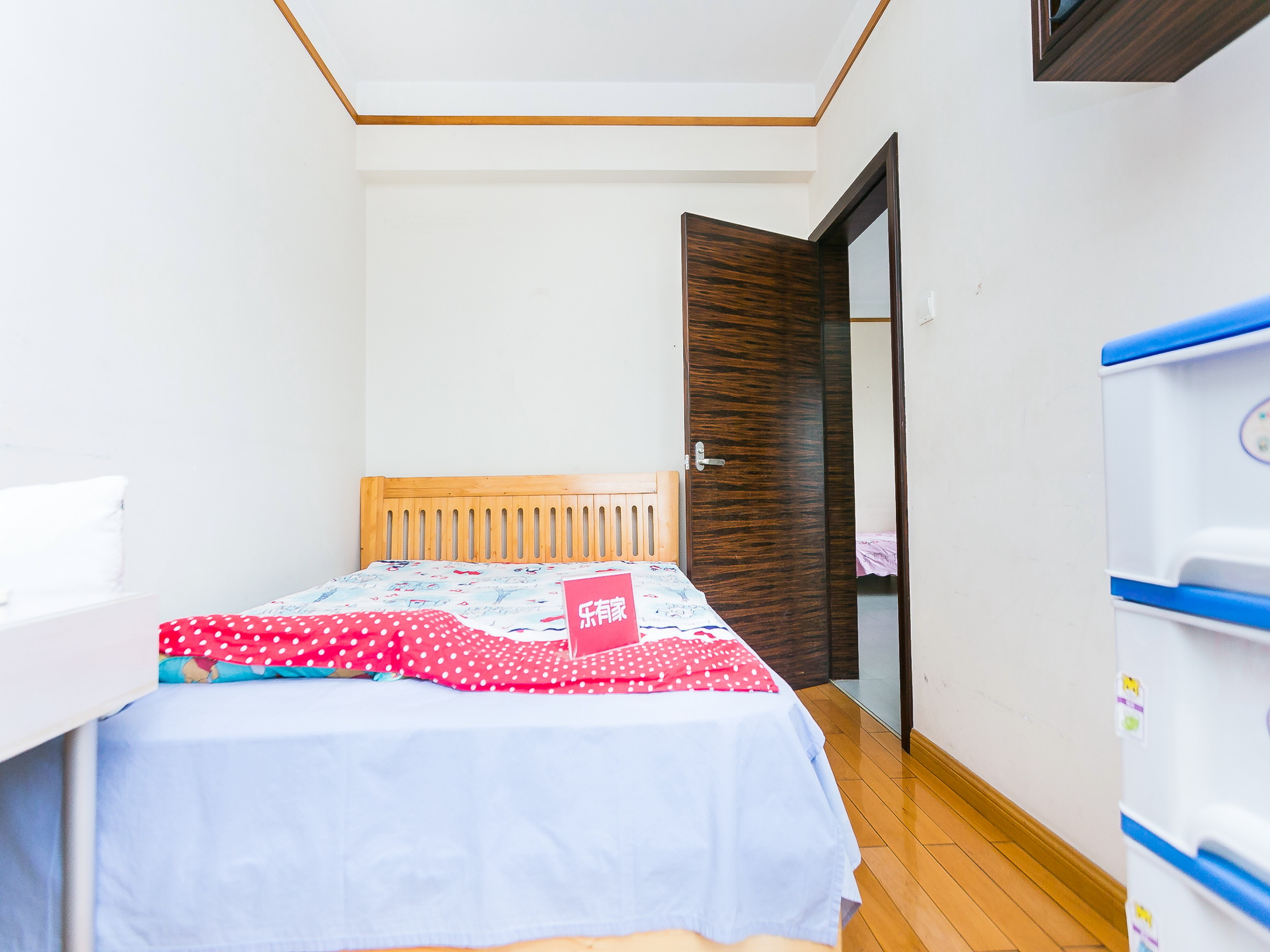 海怡东方花园南向两房诚心出售