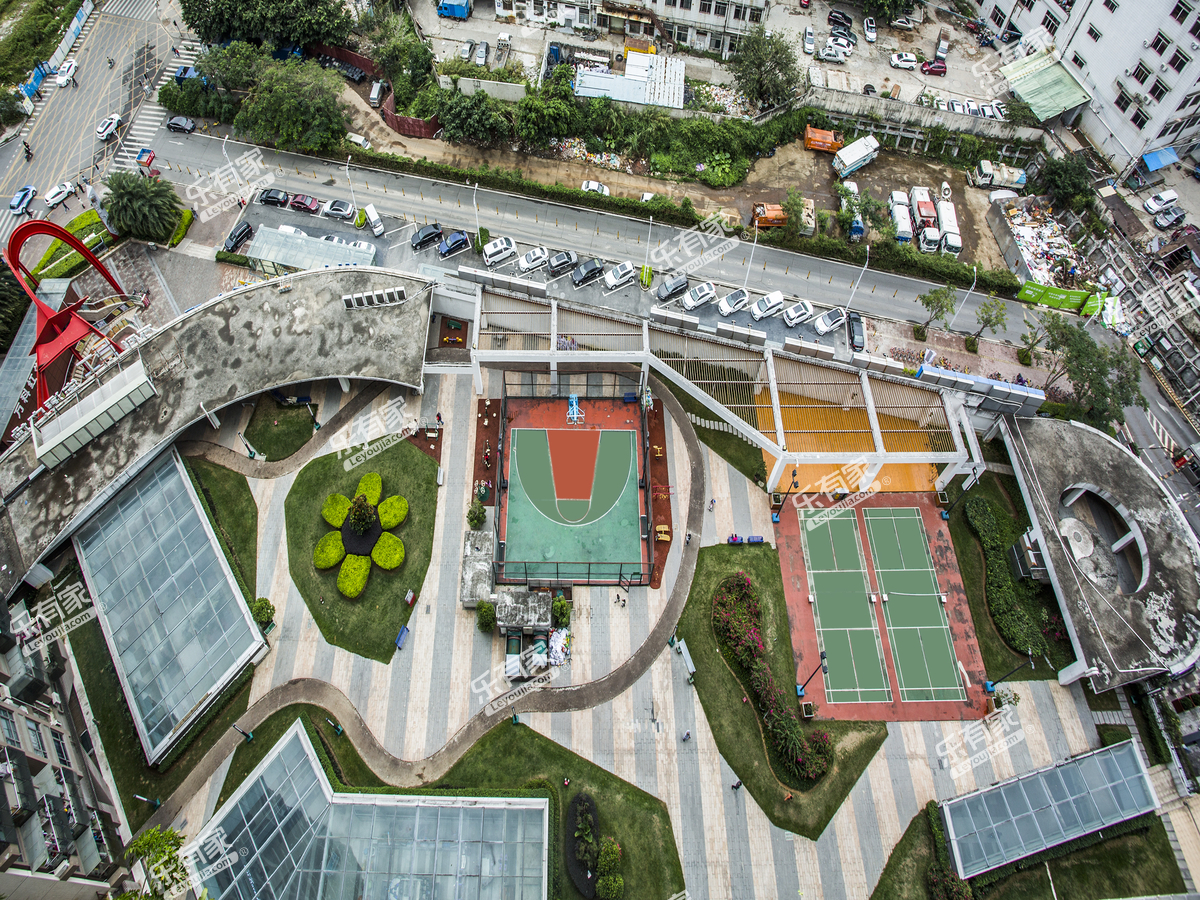 海轩广场（万科红）三楼空中花园俯视图1