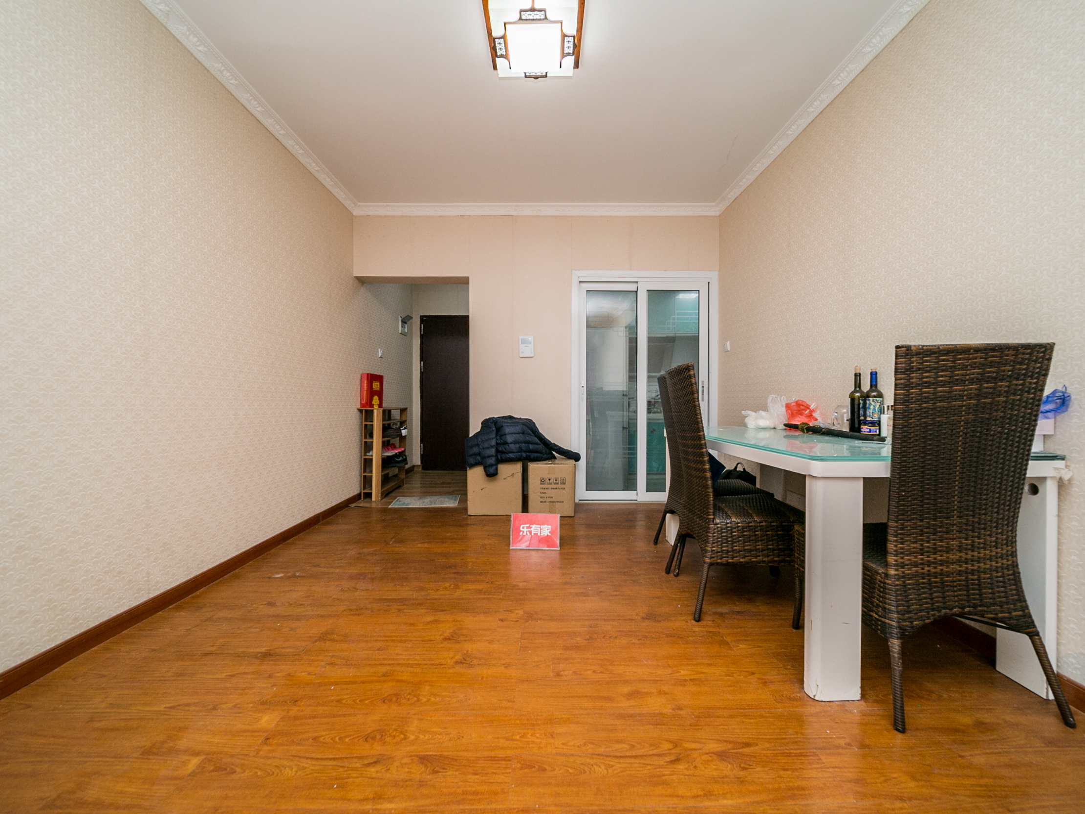 晨曦大地花园，方正户型，中楼层，带地面花园，人车分流，重点学校旁，业主诚售，随时看房！