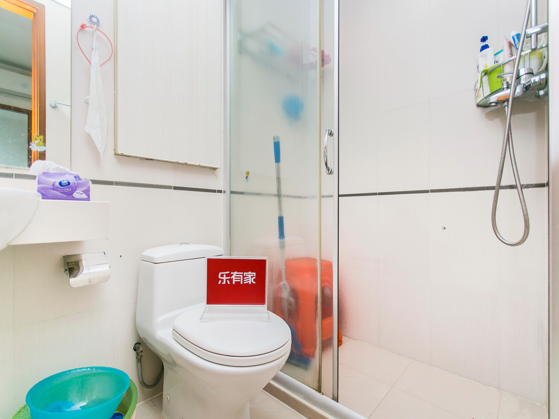 新出御景华城花园西南两房，看房提前预约，看香港