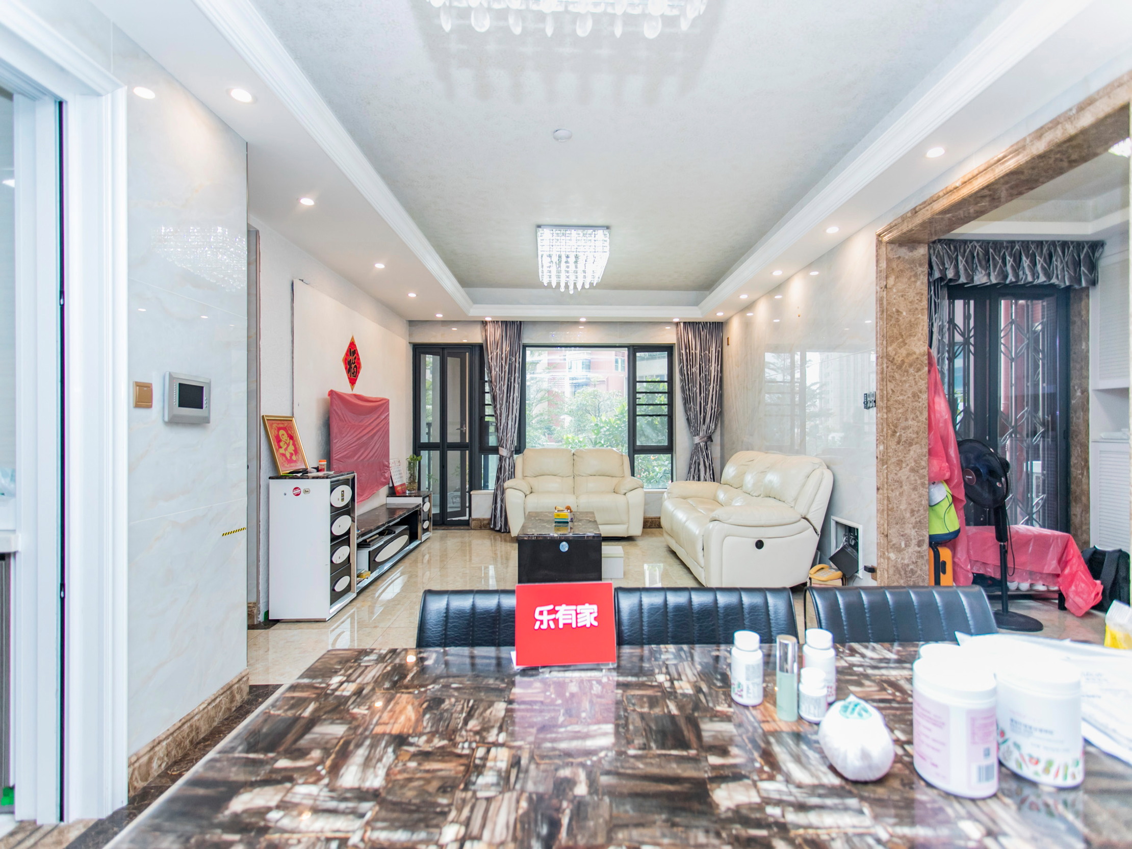 信义嘉御山 5房2厅2卫 143.77㎡