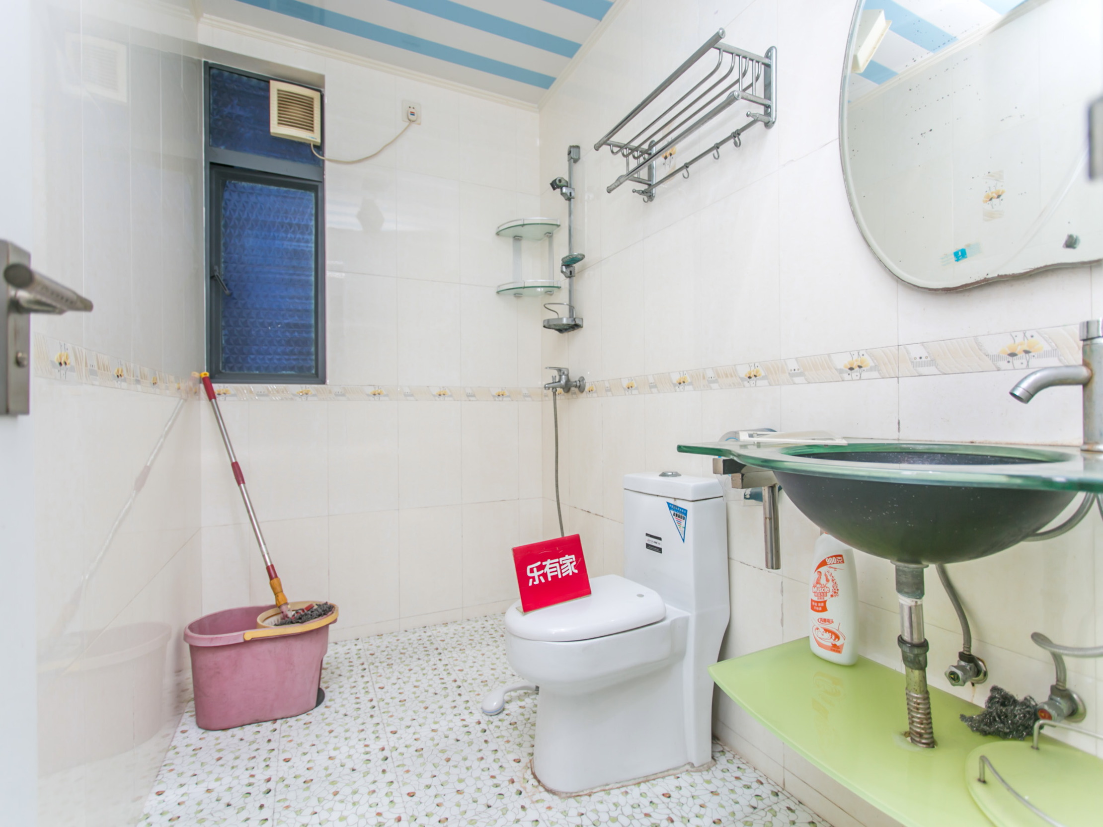 西乡地铁口改善楼盘，精装修3房出售