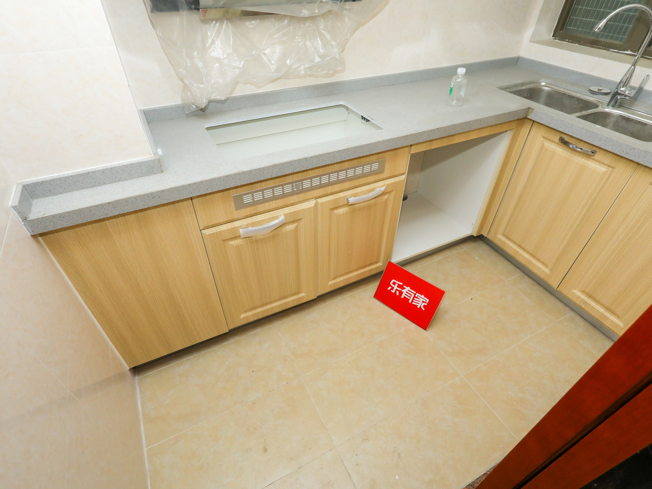 85㎡精致三室两厅，东向采光充足，紧邻13号线白江地铁站