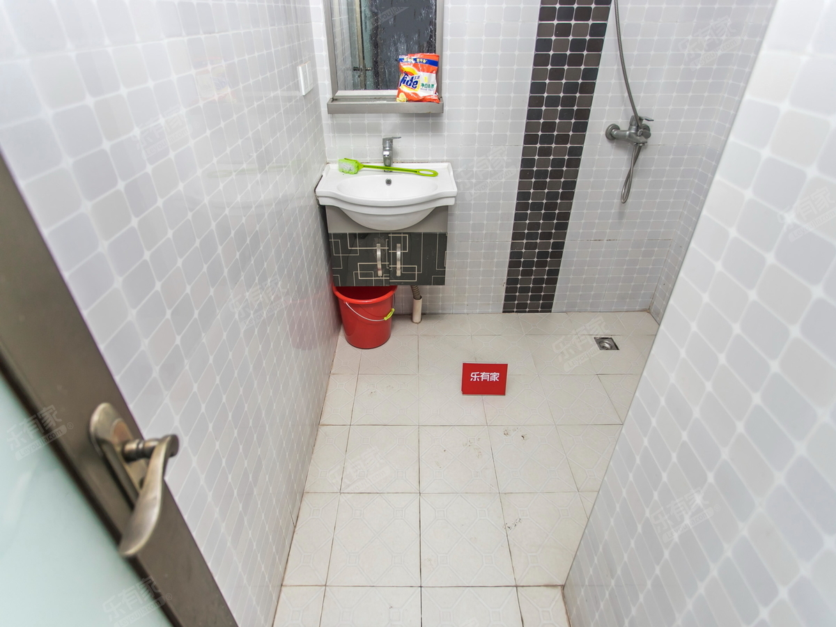 恒宇麓湖 4房3厅2卫 115.57㎡