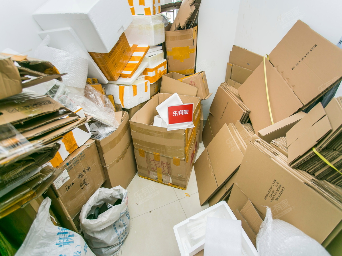 桑达雅苑 4房2厅2卫 158.7㎡