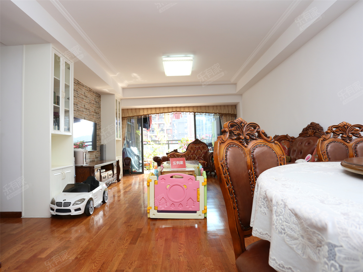 佳兆业悦峰花园 3房2厅2卫 86.51㎡