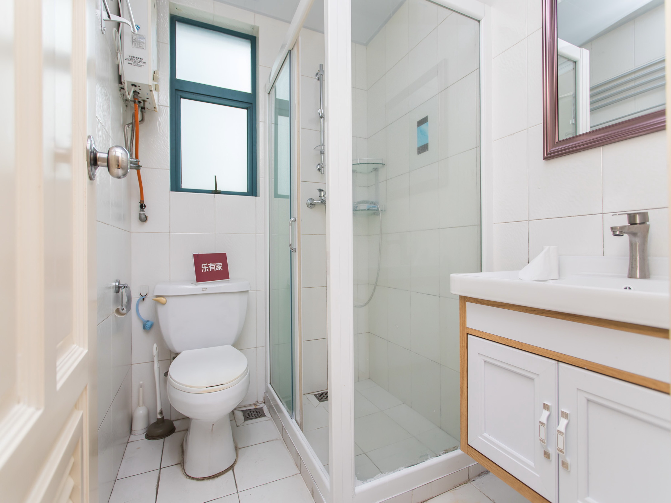 皇达东方雅苑北精装2室2厅68平方米