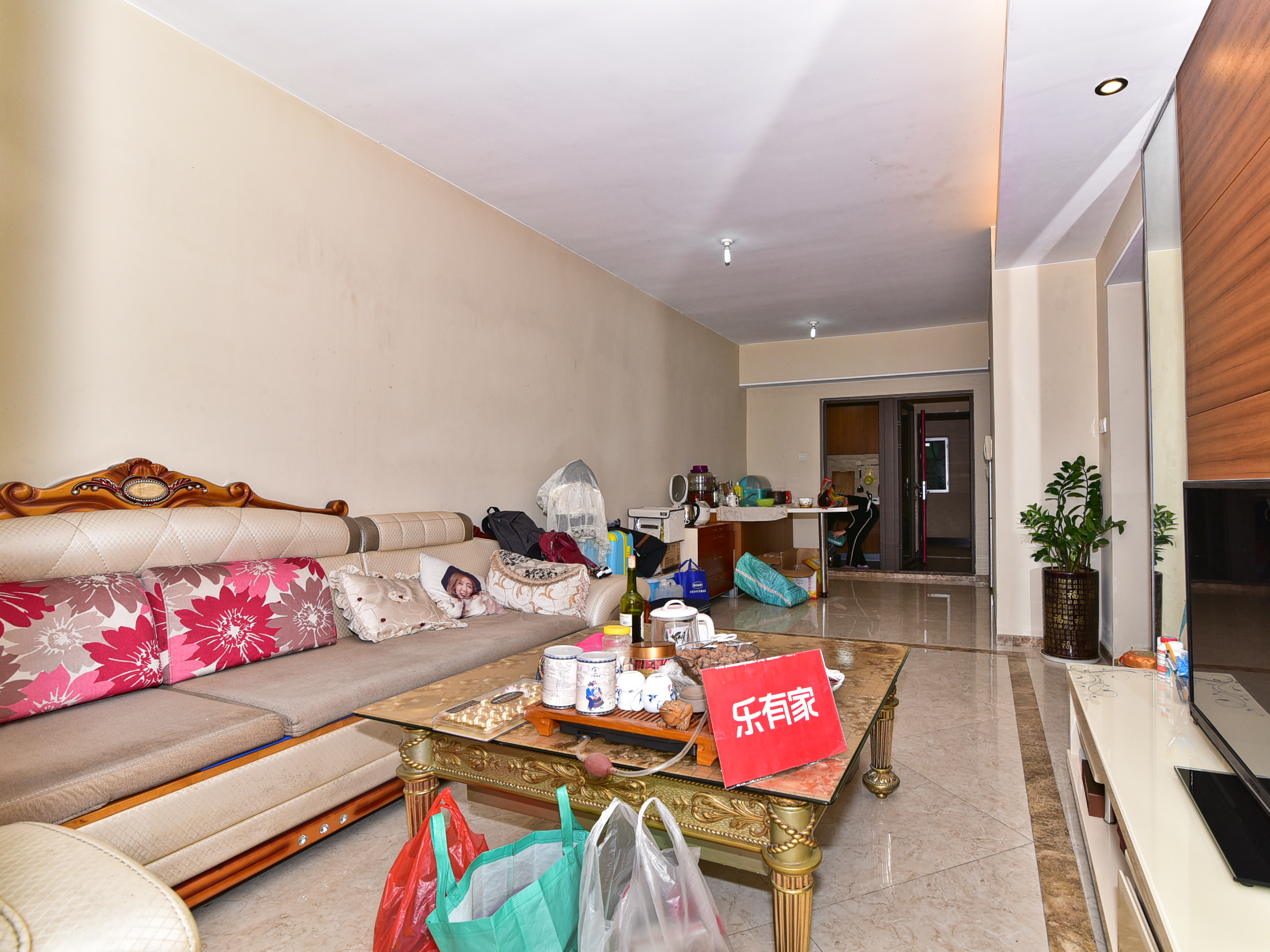 国香清林郡精装三房，业主诚心出售