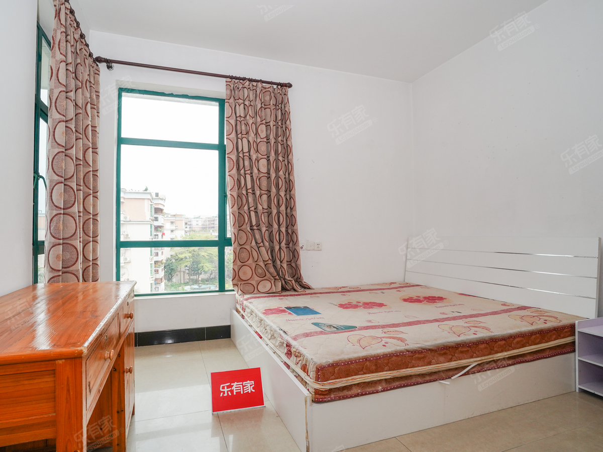 天明花园A区 2房2厅1卫 72.88㎡