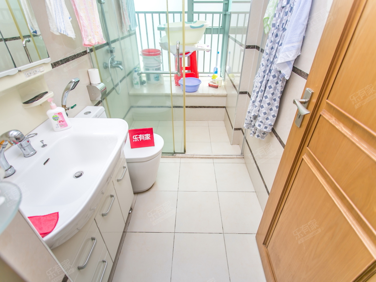 熙龙湾前排大户型，视野开阔没有遮挡，使用率很高