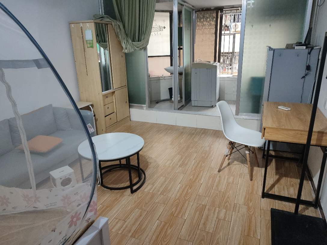 华深公寓视频看房