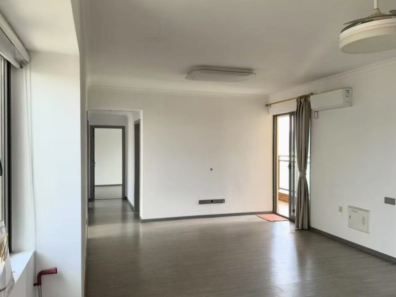 地铁锦上花园视频看房