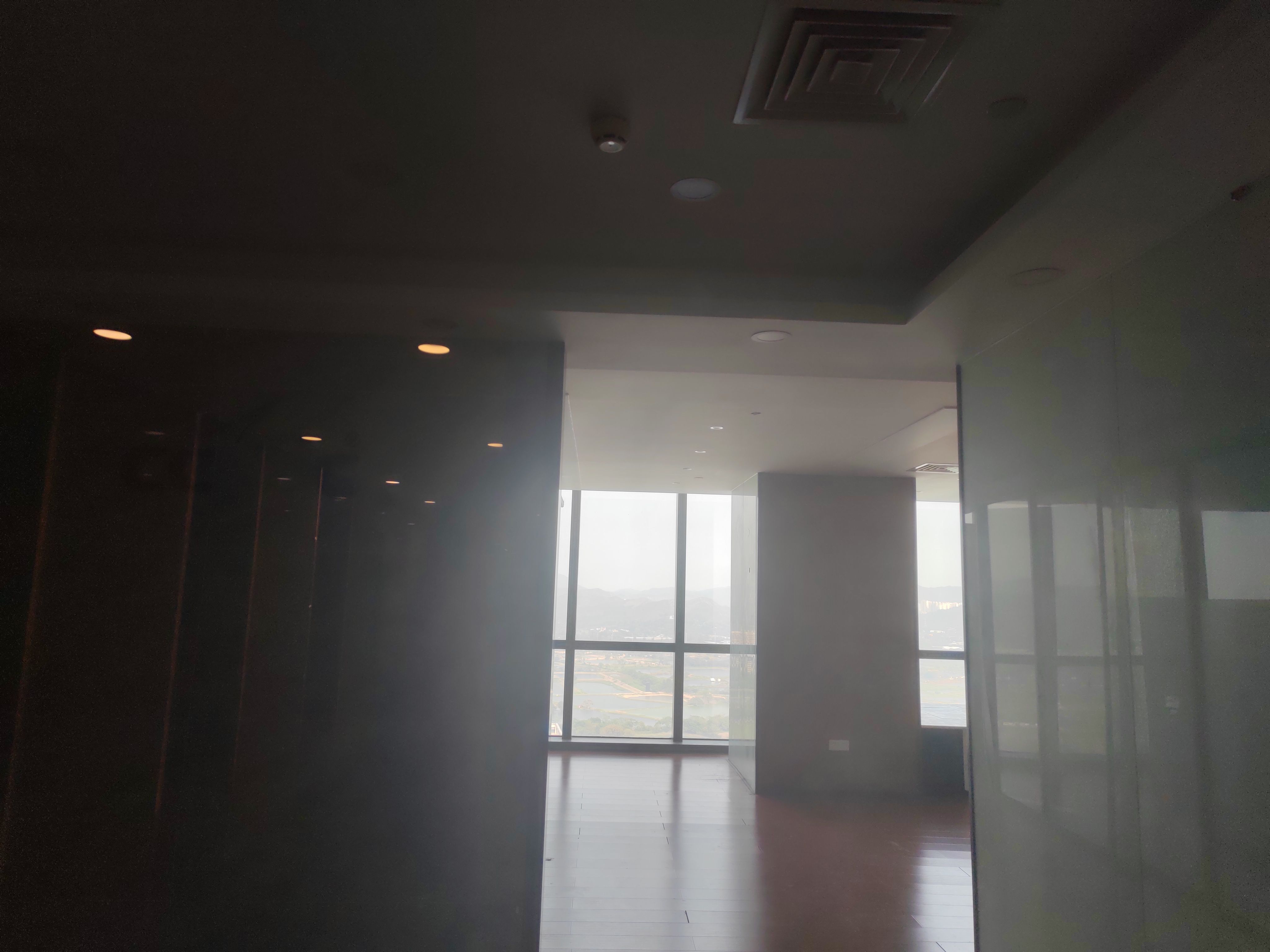 长富金茂大厦视频看房