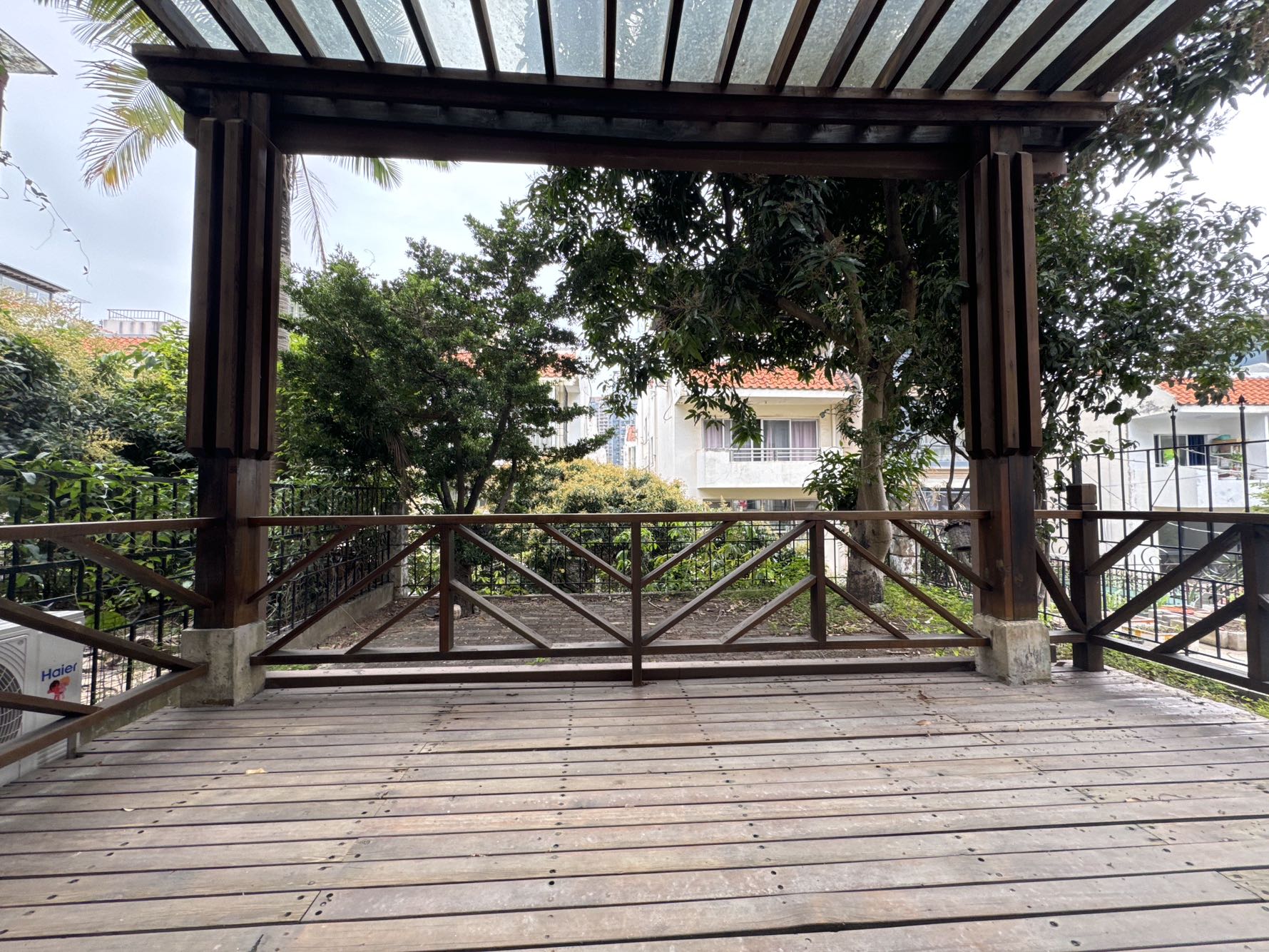 月亮湾山庄视频看房