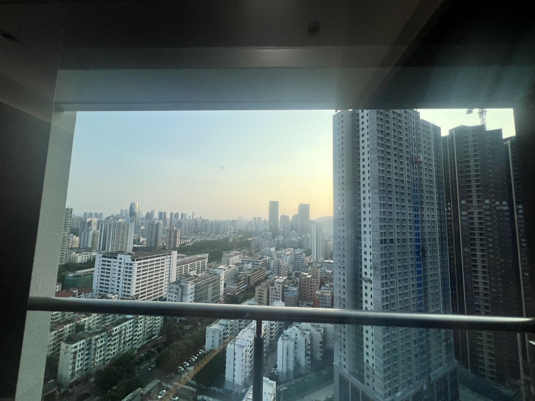 和平广场视频看房