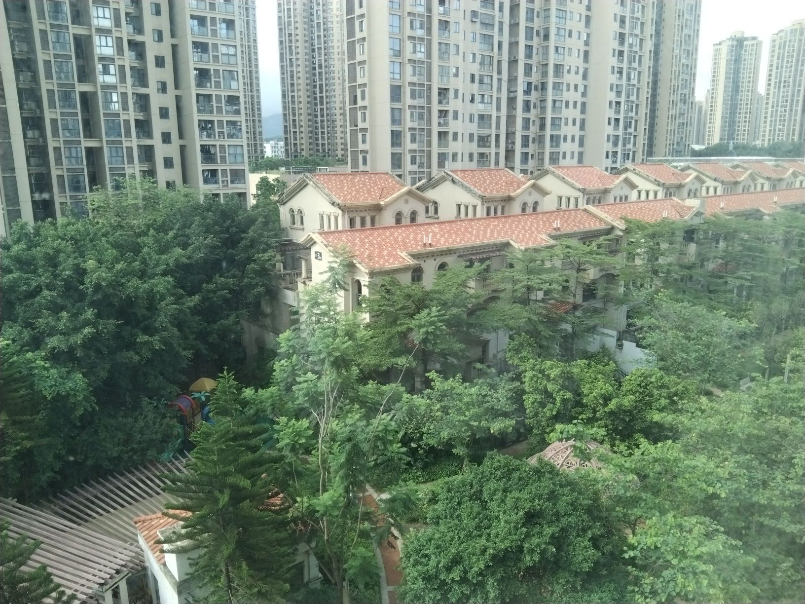 美地里园视频看房