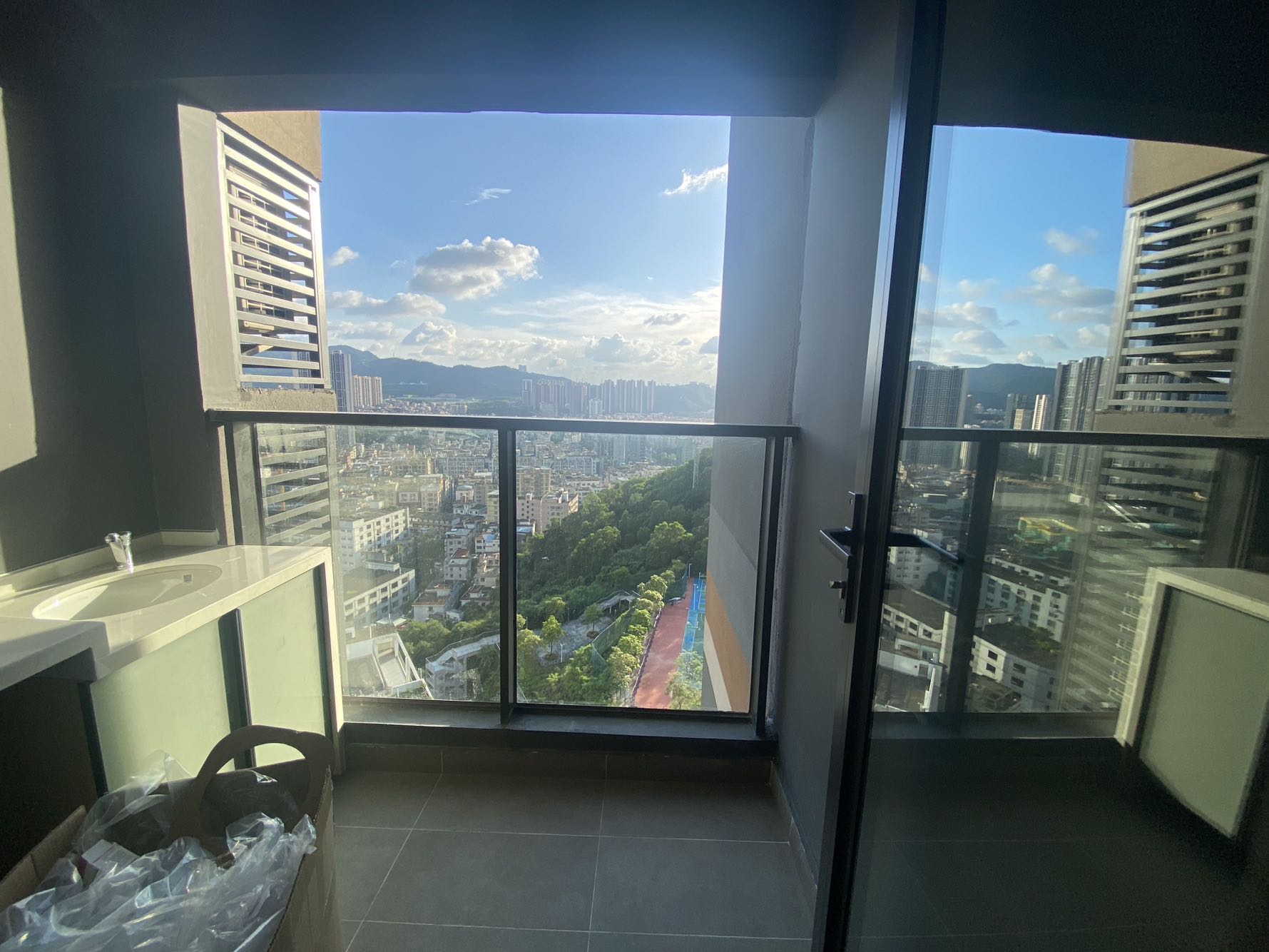 里城玺樾山三期视频看房