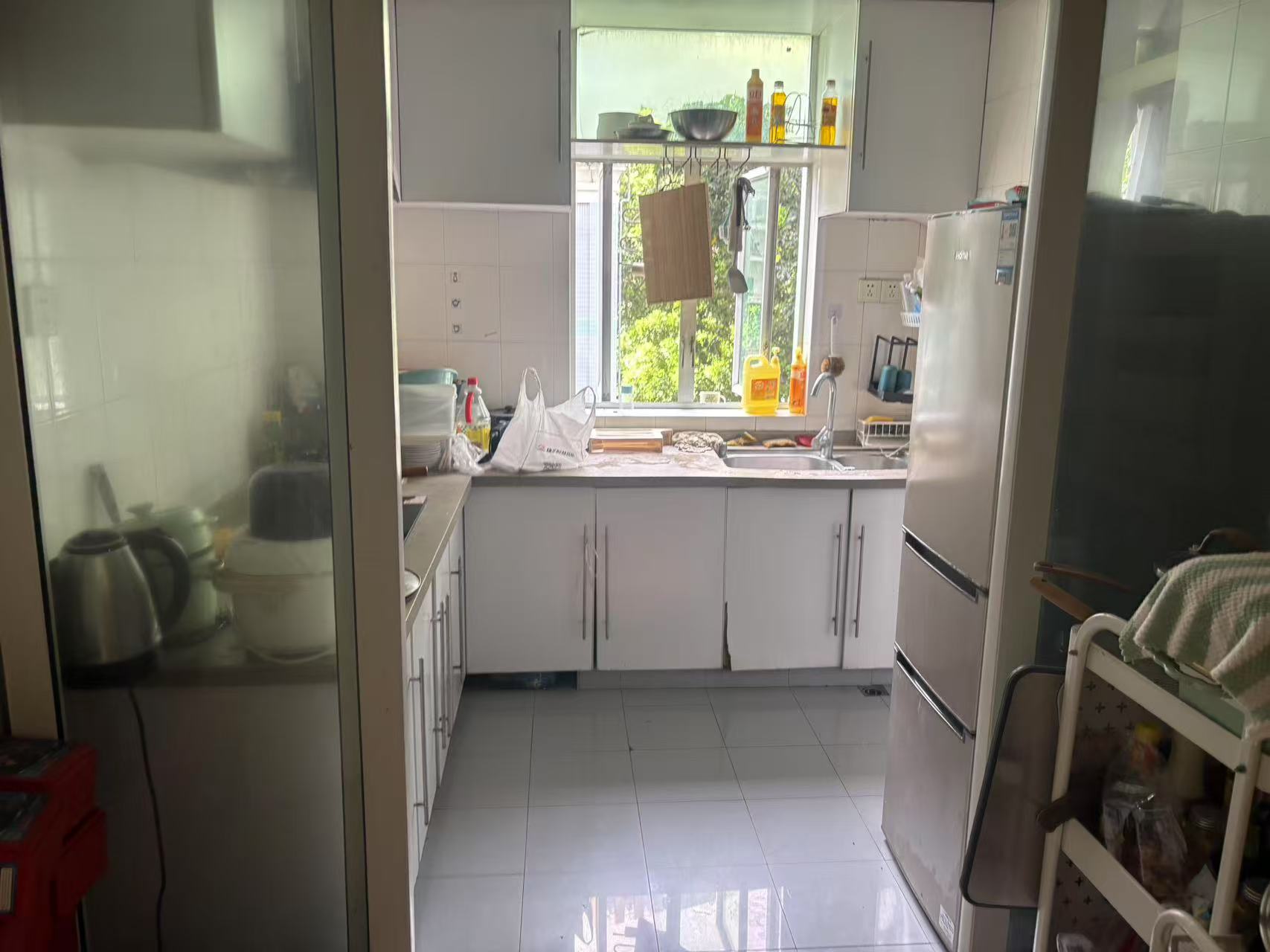 房租是合租的，拎包入住