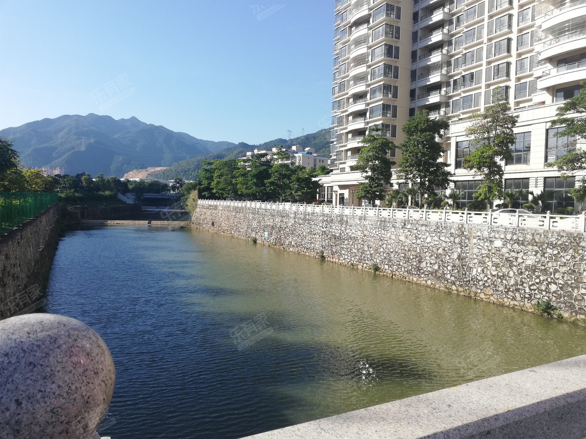 枫林水岸豪庭